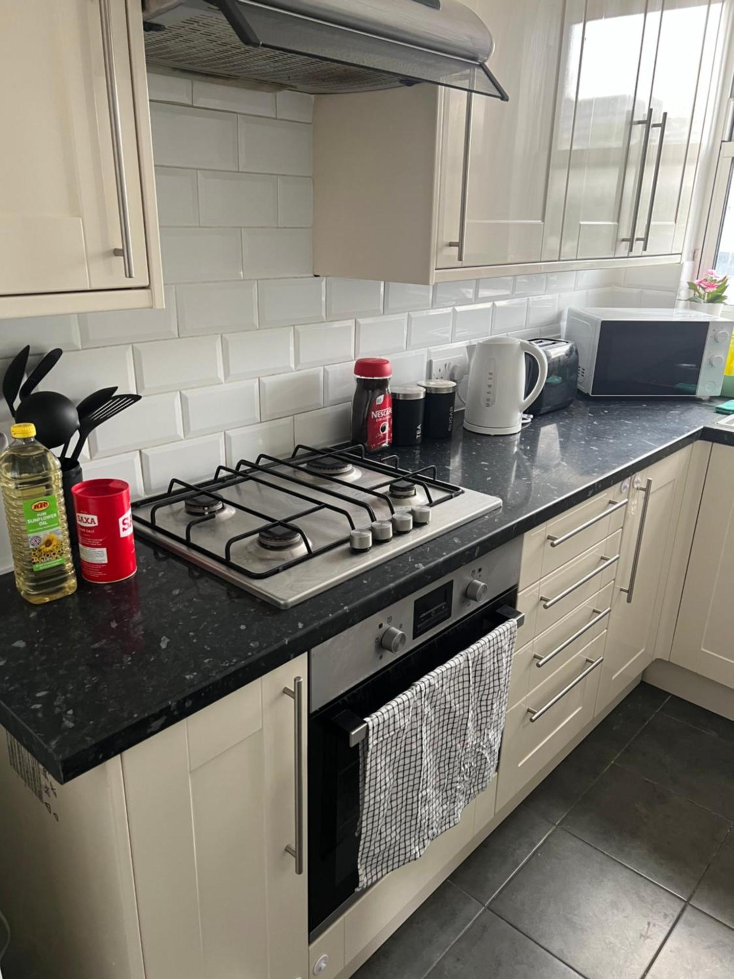 Apartment Lovely Entire Flat With Private Balcony In Euston-central London
